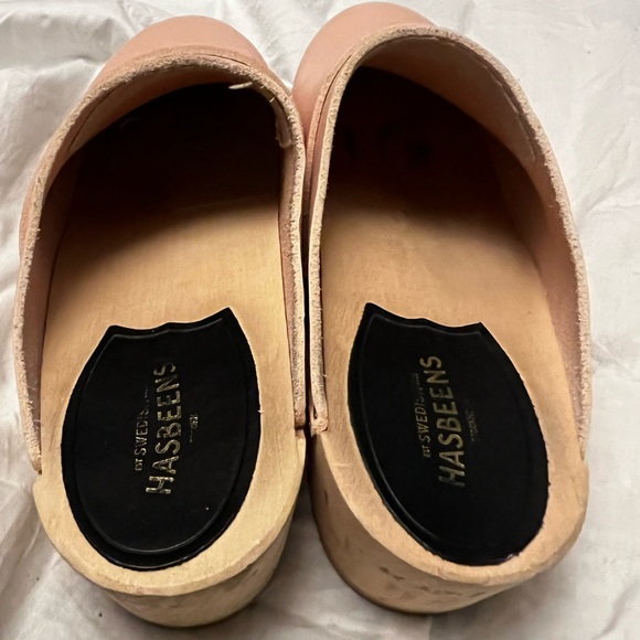 Swedish Hasbeens light pink clogs. Size 37 - Picture 5 of 7